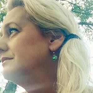 Meet your Posher, Diane